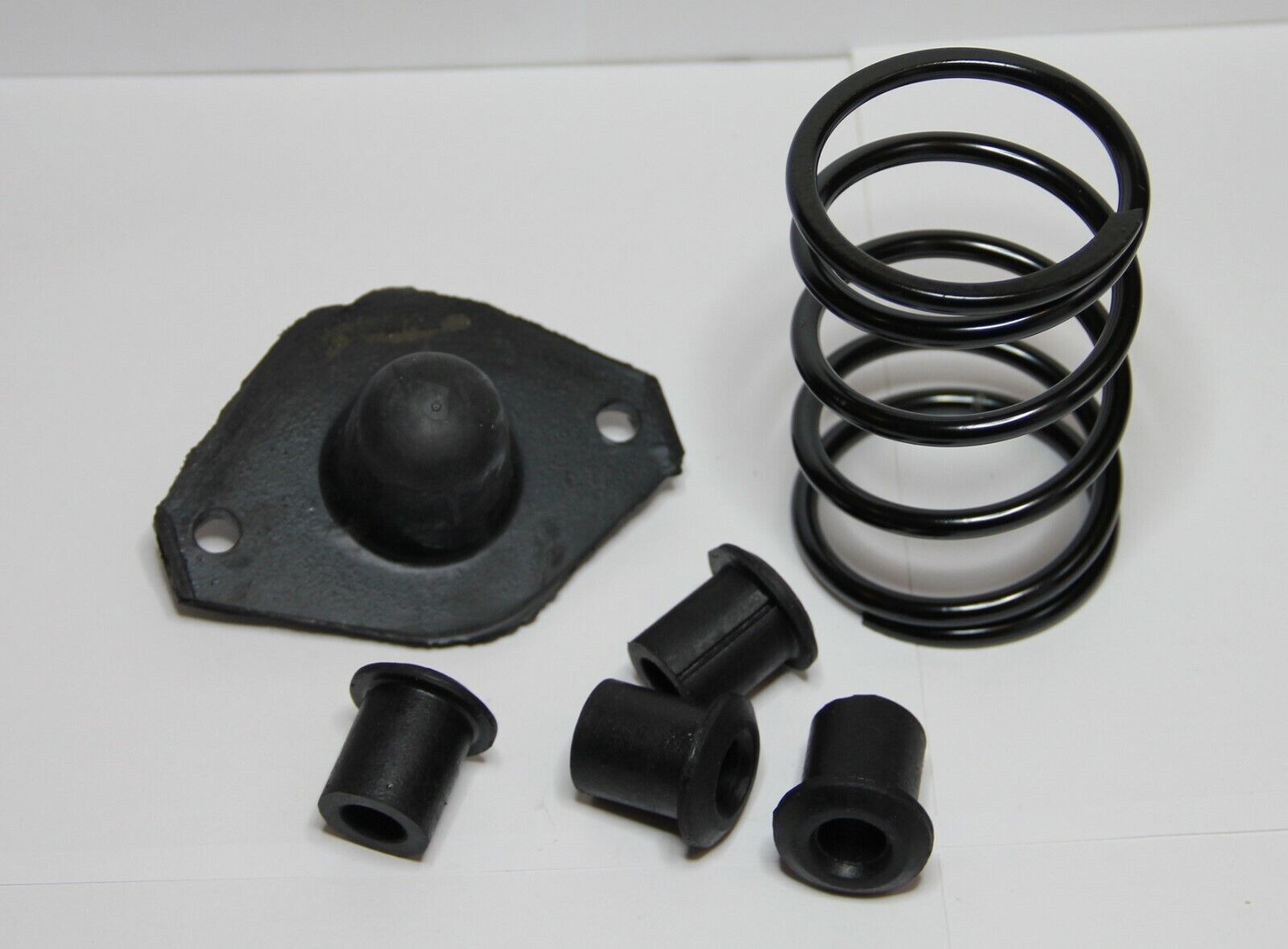 CLASSIC FIAT 500 D F L ENGINE SUPPORT KIT MOUNT RUBBER BUSH SPRING BRA