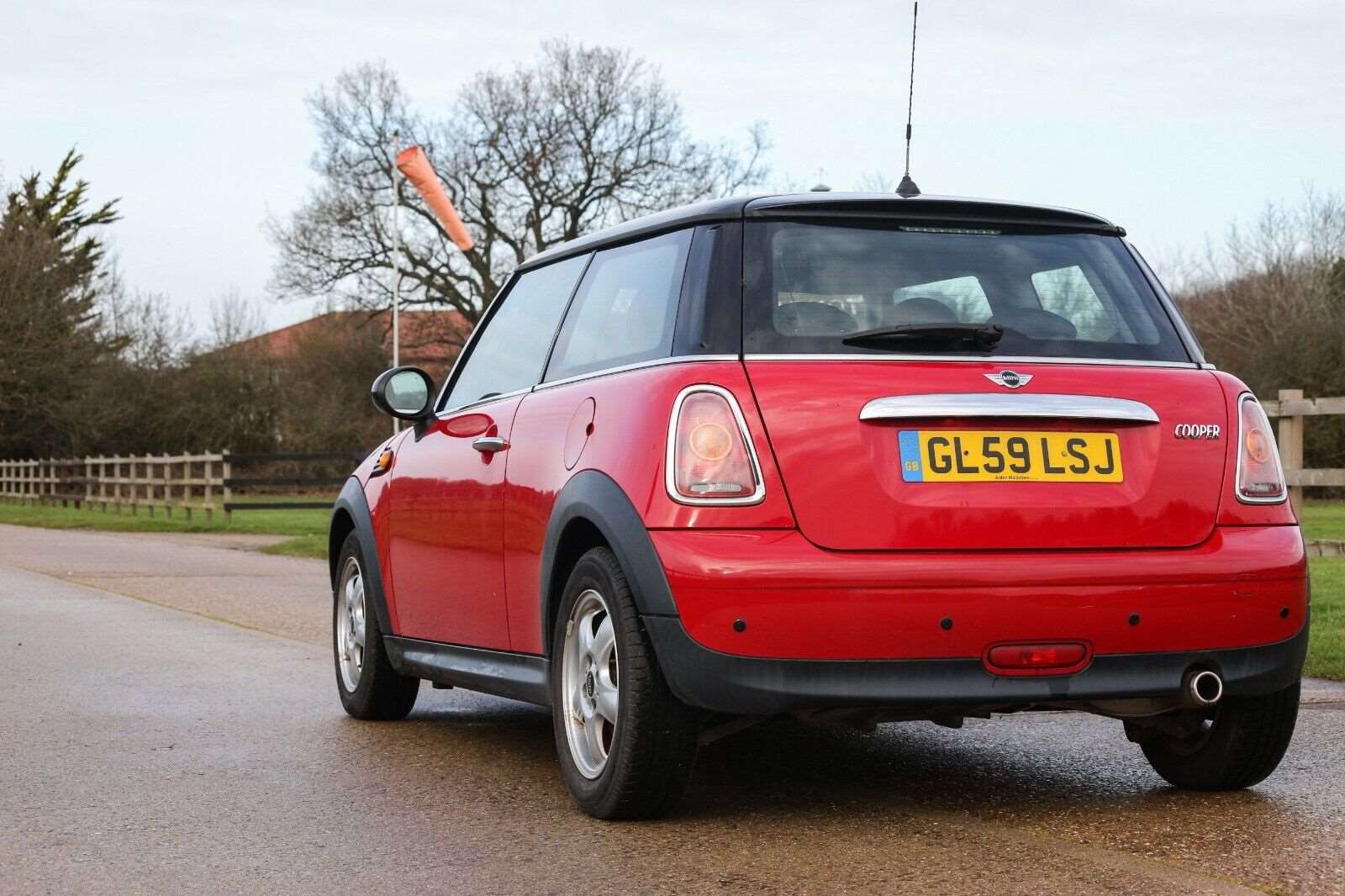 2009 Mini Cooper 1.6 - LOW 58K MILES - RED - FSH - PARKING SENSORS