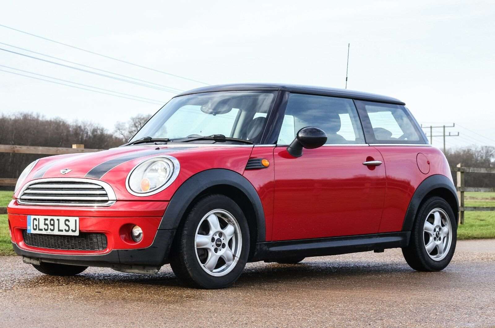 2009 Mini Cooper 1.6 - LOW 58K MILES - RED - FSH - PARKING SENSORS