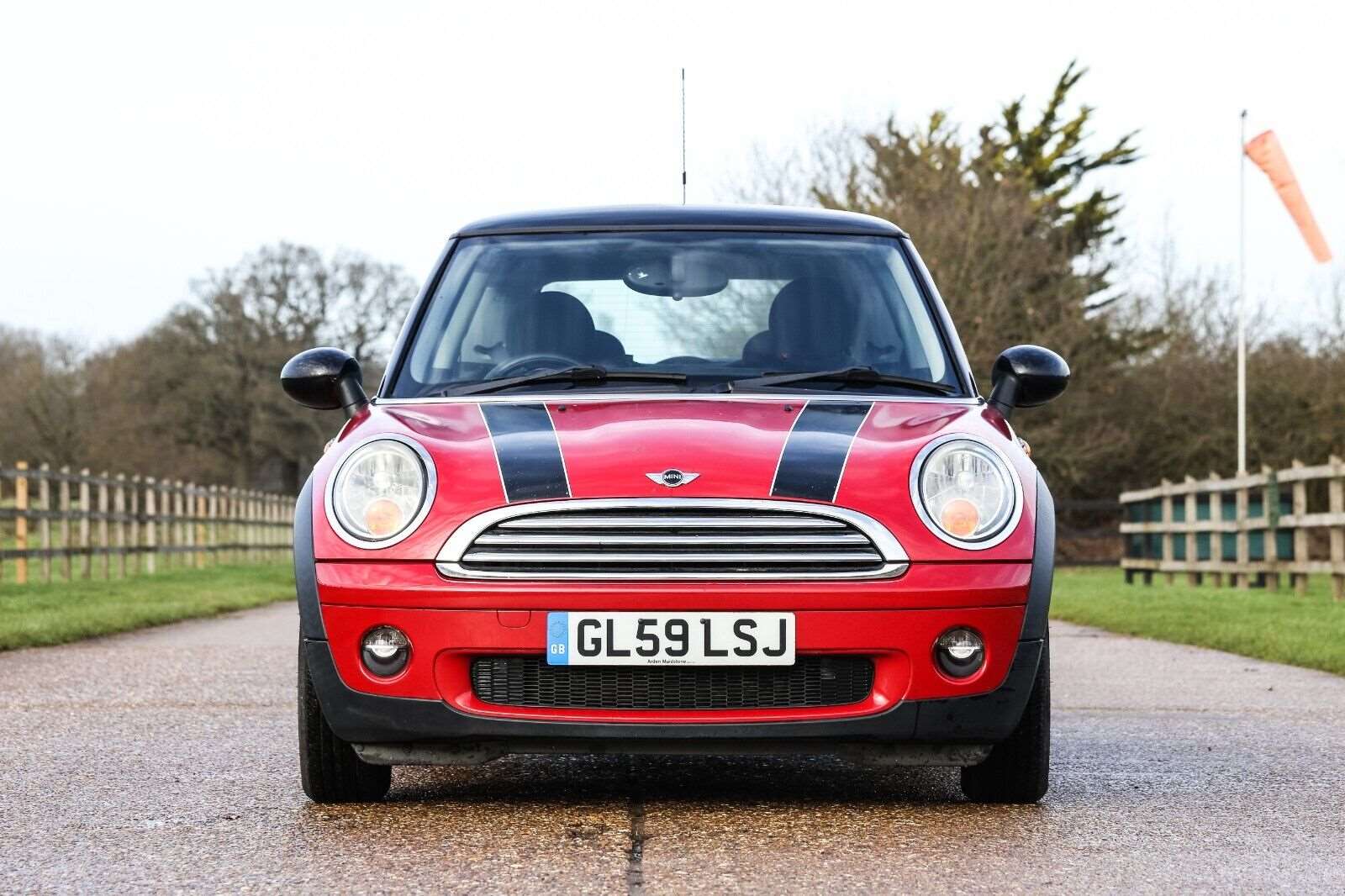 2009 Mini Cooper 1.6 - LOW 58K MILES - RED - FSH - PARKING SENSORS