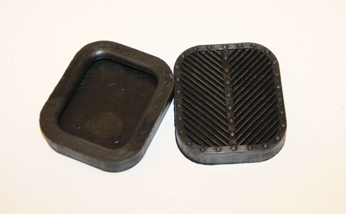 2x CLASSIC FIAT 1200 - 1500 SPIDER CLUTCH & BRAKE PEDAL COVERS RUBBERS KIT