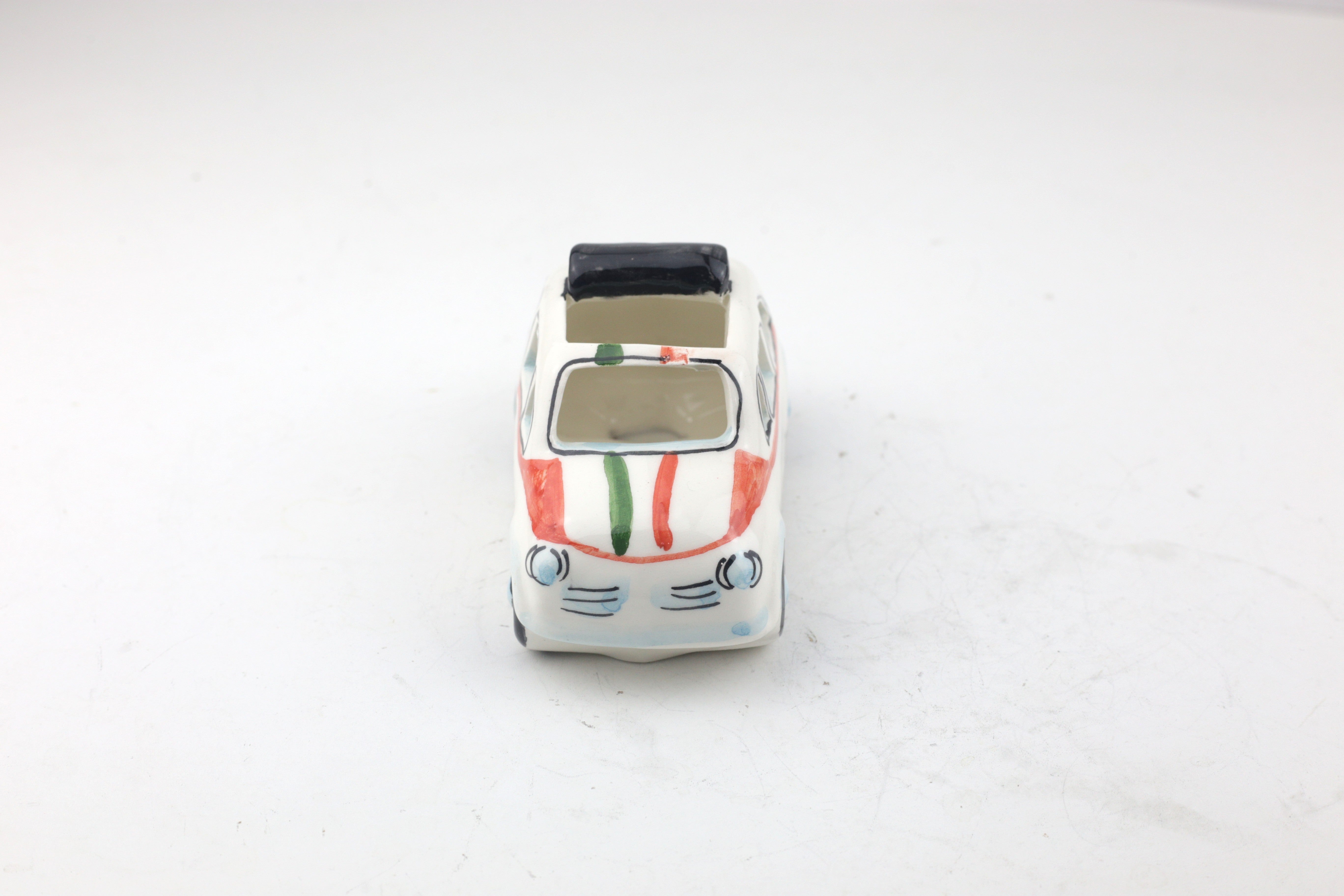 Classic Fiat 500 Italian Ceramic Model Car Ornament Collectable