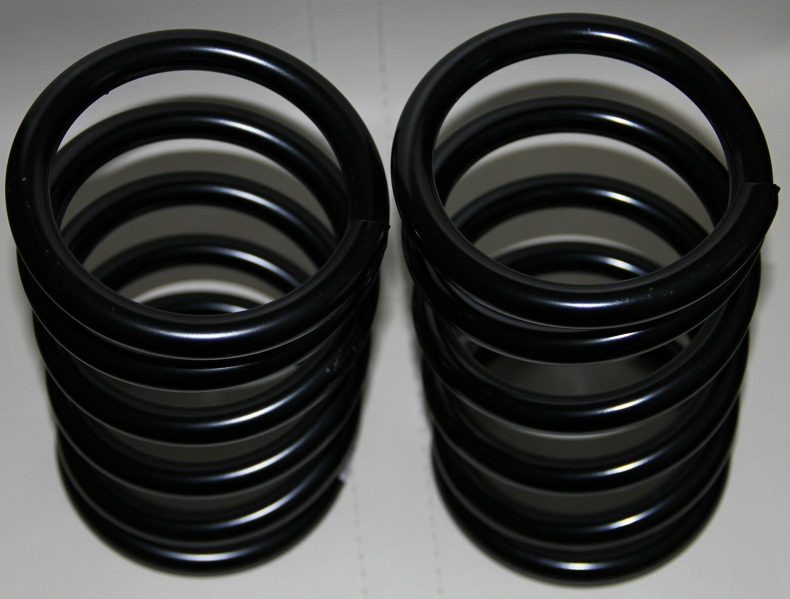 CLASSIC FIAT 500 F/L/R STANDARD 220mm. REAR SUSPENSION COIL SPRING BLA ...