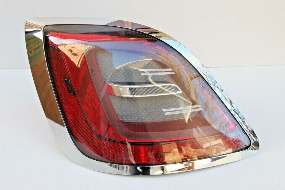 GENUINE OEM ROLLS ROYCE GHOST 2021 REAR TAIL LIGHT LAMP LED LEFT SIDE BRAND NEW