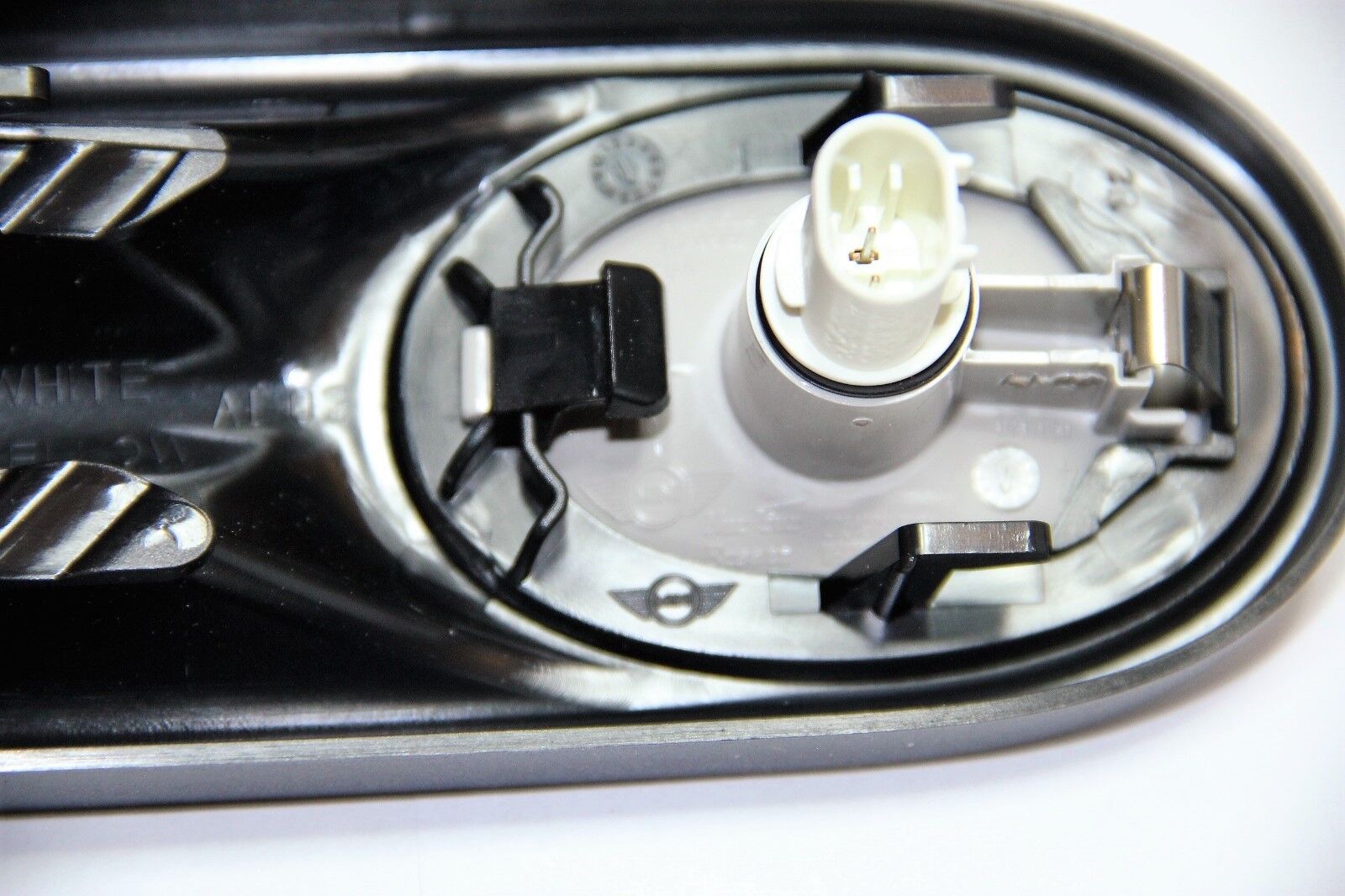 OEM BMW MINI R56 R57 CLEAR RH SIDE RIGHT INDICATOR REPEATER SCUTTLE TR ...