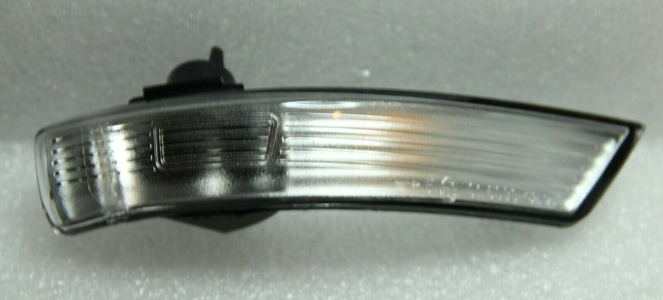 GENUINE OEM FORD FOCUS 2008 2011 MIRROR INDICATOR RIGHT SIDE REPEATER OFF SIDE